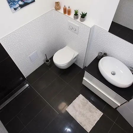 Apartment Tip Deluxe *