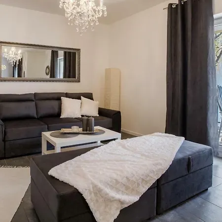 Tip Deluxe Apartment *