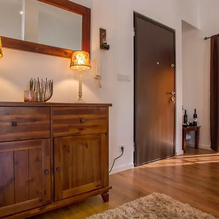 Tip Deluxe Apartment