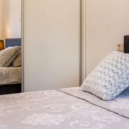 Tip Deluxe Apartment